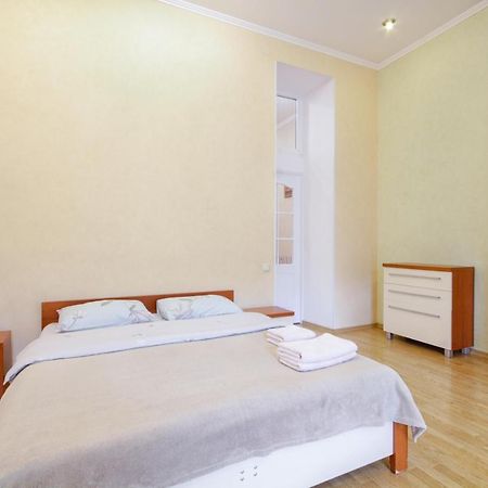 Pushkinskaya 14 Aparts Appartement Odessa Buitenkant foto