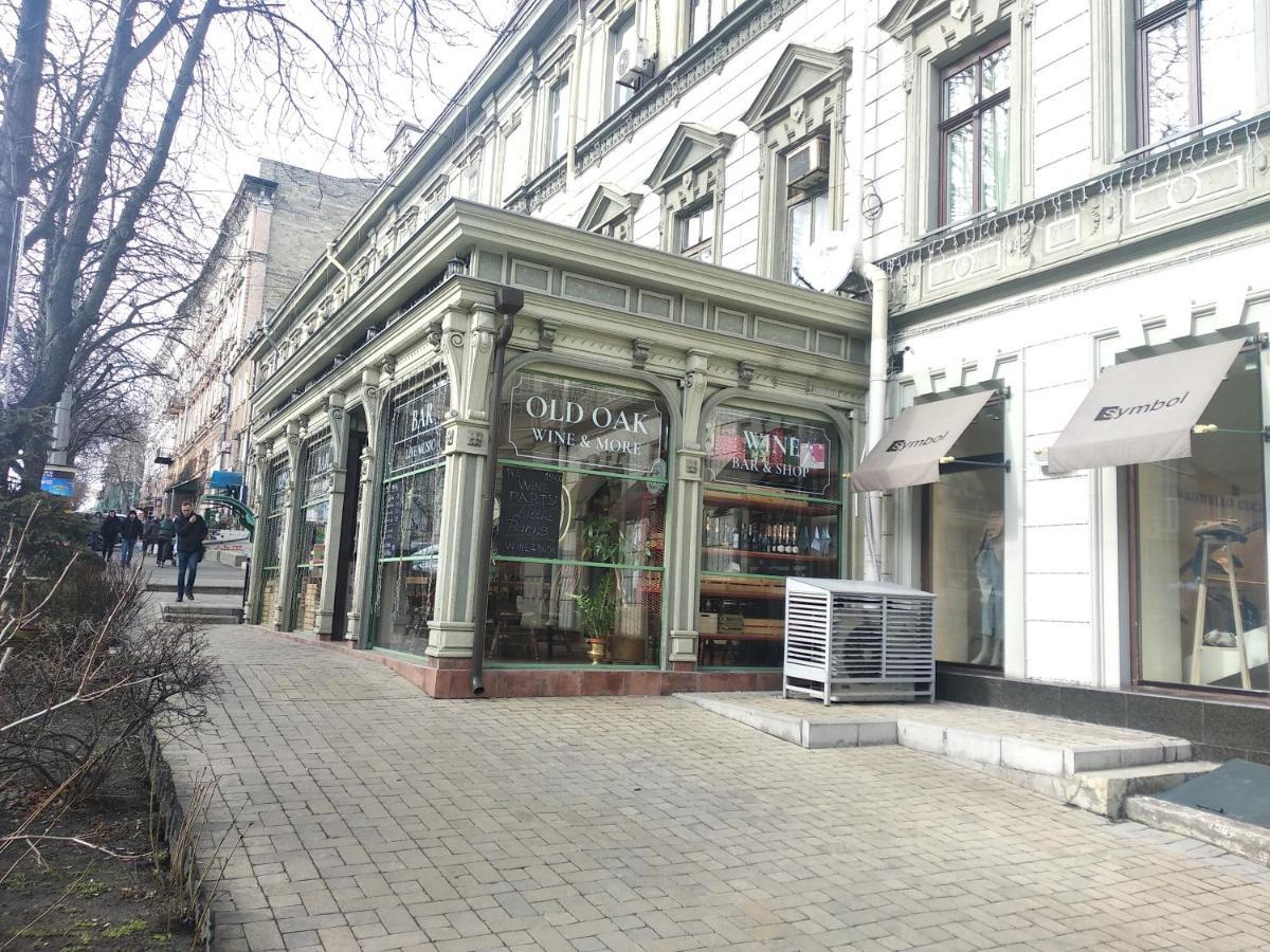 Pushkinskaya 14 Aparts Appartement Odessa Buitenkant foto